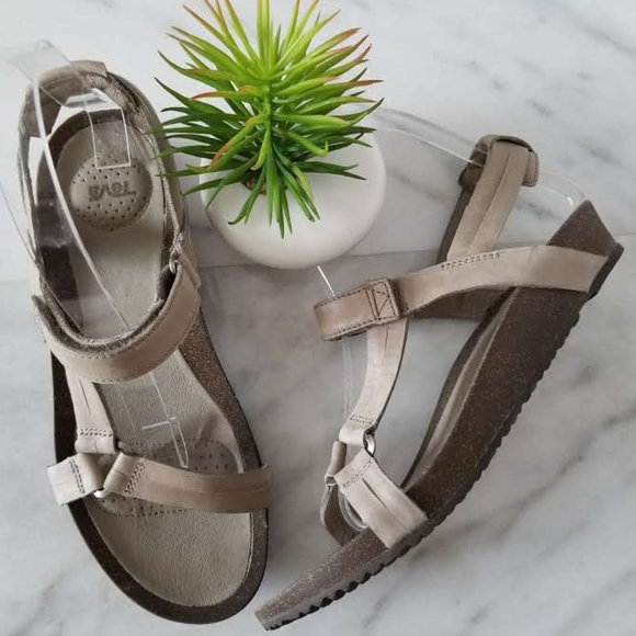 teva ysidro universal metallic